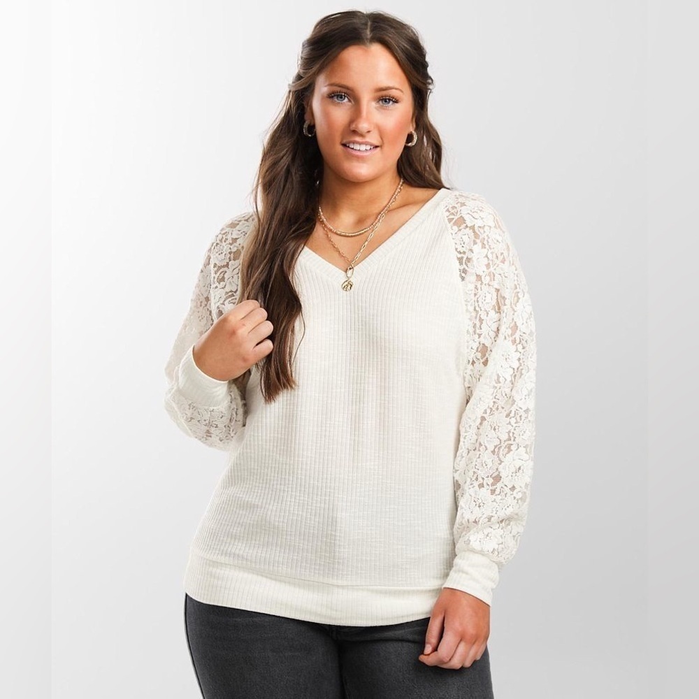 DAYTRIP FLORAL LACE TOP - Picture 2 of 4